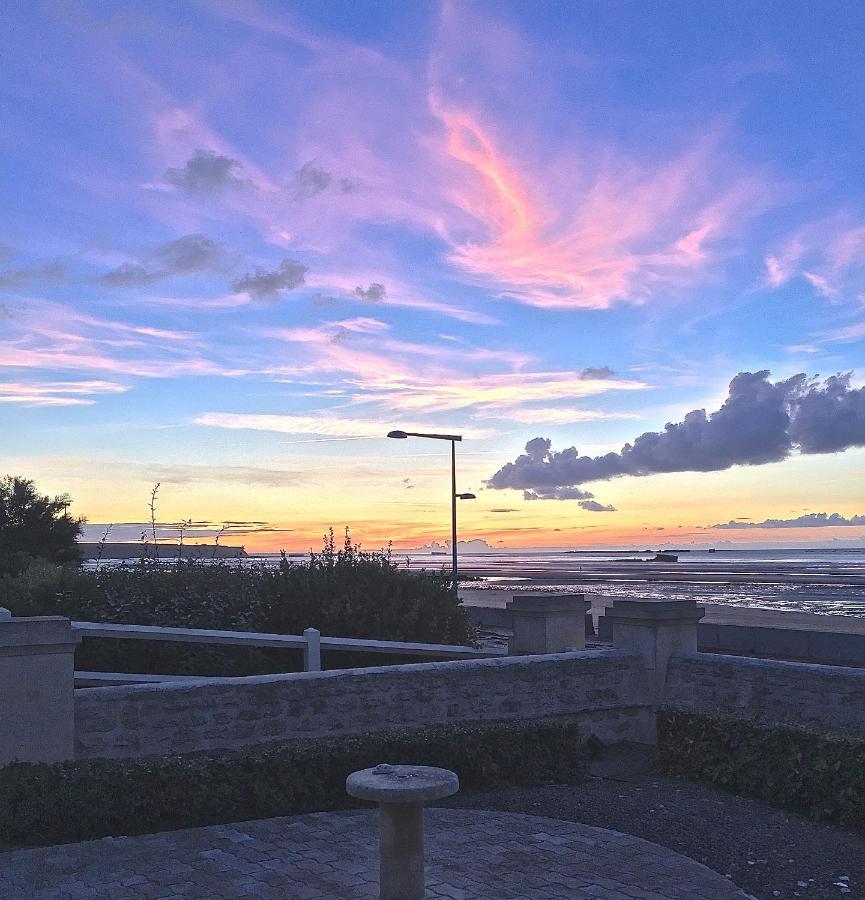 Villa Lumineuse En Front De Mer - Gold Beach Asnelles Eksteriør bilde